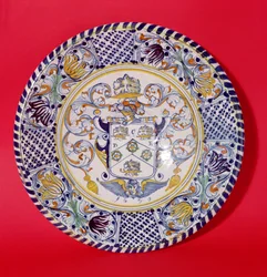 Charger bearing coat of arms of the Weavers Company
